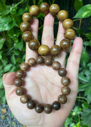 Vietnamese Agarwood Bracelet Beads ,Grade AA ,Natural Agarwood Beads , For Men And Women