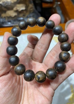 Super rare Agarwood Bracelet sinking, super luxurious Philippinese, Only 1 Size 12mm