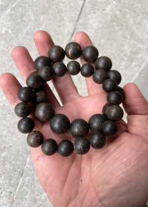 Vietnamese Agarwood Bracelet , Agarwood Black Beads ,Super Strong Aroma , Sinking Agarwood Bead.