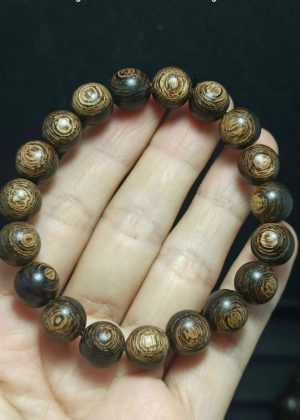 Vietnamese Agarwood Bracelet , Sinking Agarwood Beautiful Agarwood Grain , Black Bead Agarwood