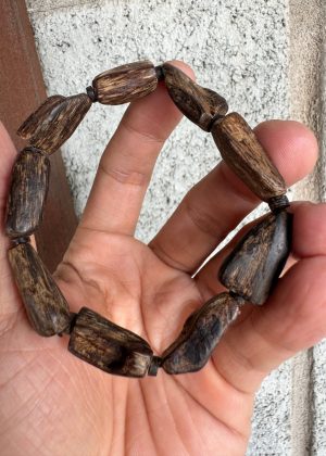 Wild Agarwood Sinking Bracelet , Agarwood Vietnamese Super King Grade , 1000 years of sedimentation