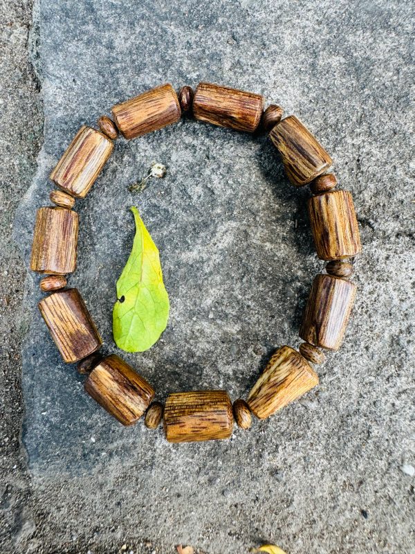 Wild Vietnam Agarwood bracelet, cylindrical bracelet, Sweet scent and feng shui - 图片 4