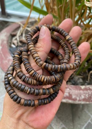 Super Grade Agarwood Bracelet,Sink In Water, Super Sare,Strong Aroma,old agarwood