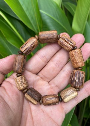 vietnamese wild agarwood , agarwood bracelet , super grade